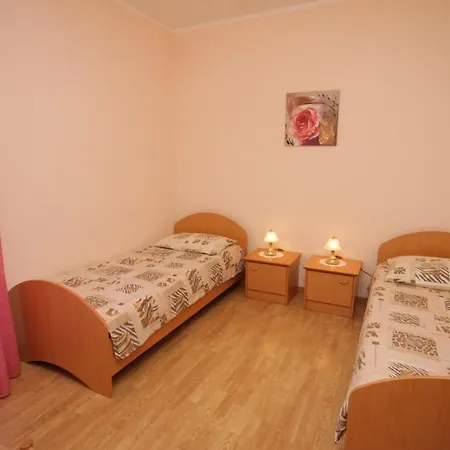 With A Swimming Pool Lovran, Opatija - 7694 Apartamento *
