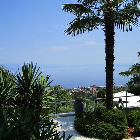 דירה With A Swimming Pool Lovran, Opatija - 7694 *