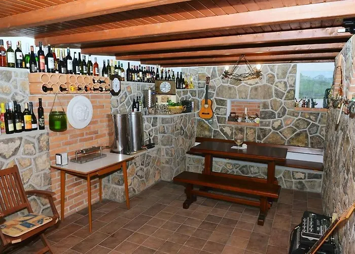 With A Swimming Pool Lovran, Opatija - 7694 アパート